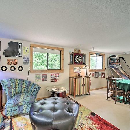 Vibrant Bryson City Home With Mtn Views And Deck! Экстерьер фото