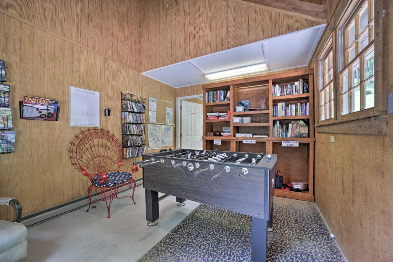 Vibrant Bryson City Home With Mtn Views And Deck! Экстерьер фото